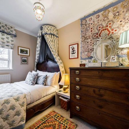 3 Bedroom Apartment On Portobello Road In Notting Hill ลอนดอน ภายนอก รูปภาพ