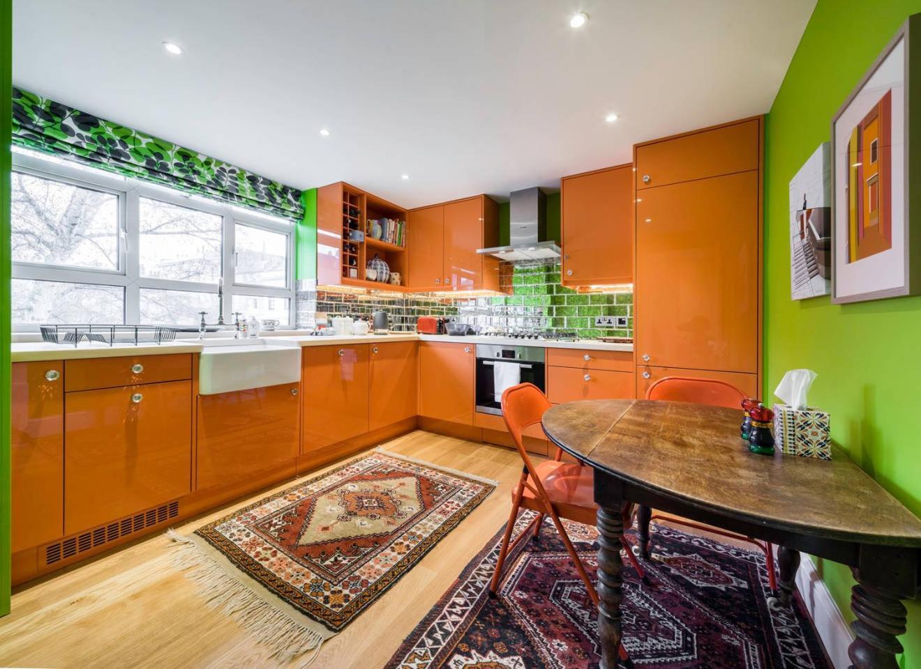 3 Bedroom Apartment On Portobello Road In Notting Hill ลอนดอน ภายนอก รูปภาพ
